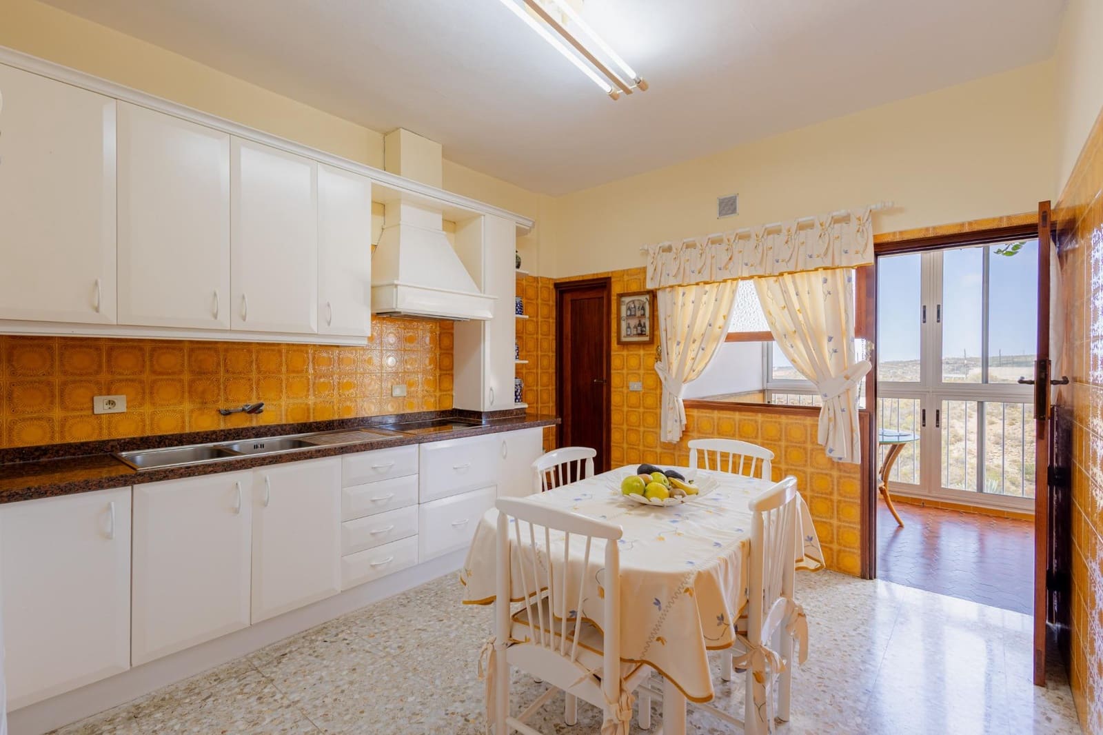 3 chambre Maison de Ville à vendre à Arico avec garage - 440 000 € (Ref: 9999677)