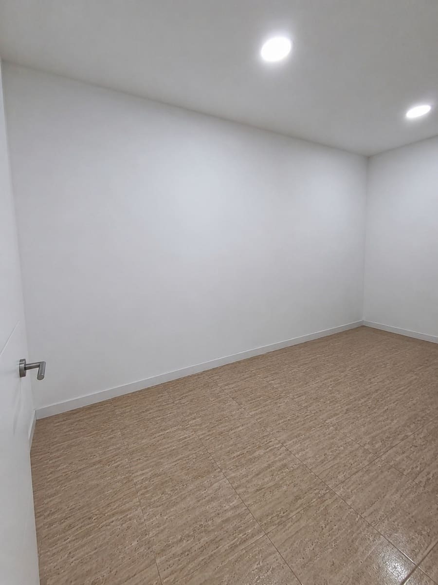 3 slaapkamer Villa te koop in Picassent met garage - € 950.000 (Ref: 9976389)