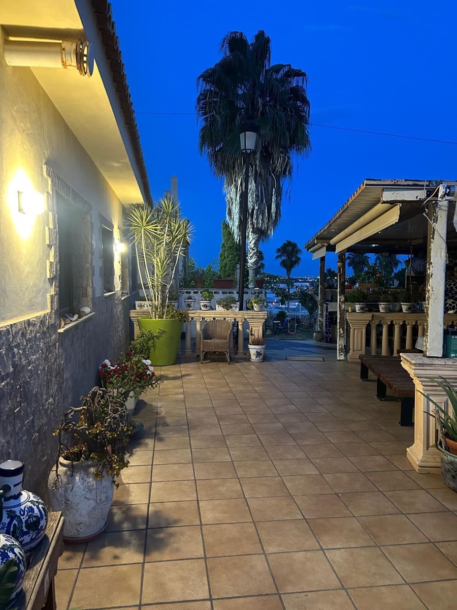 5 chambre Villa/Maison à vendre à Real de Gandia avec piscine garage - 550 000 € (Ref: 9976663)