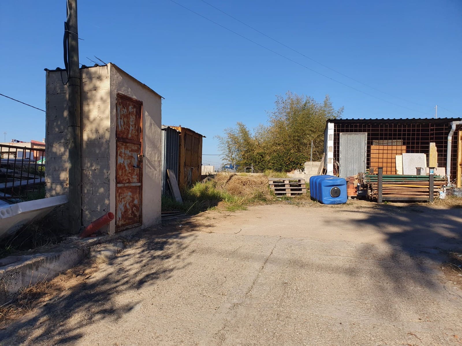 Mark till salu i Benicull - 80 000 € (Ref: 9989983)
