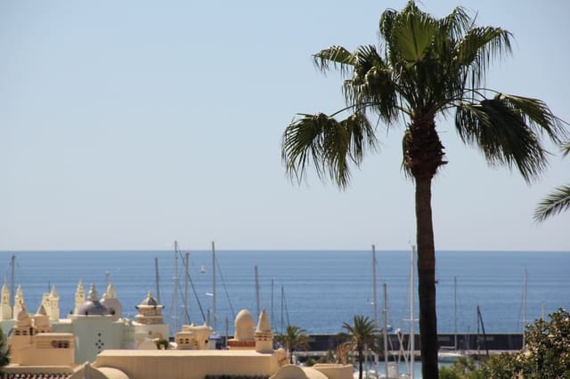 1 sypialnia Apartament do wynajęcia w Benalmadena Costa, Benalmádena - 1 200 € (Ref: 9960248)