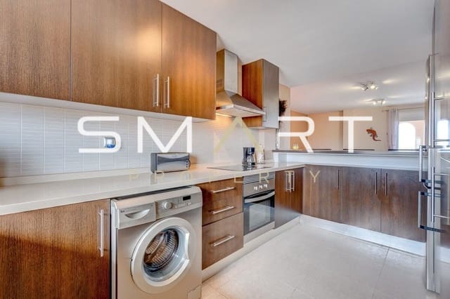 2 makuuhuone Huoneisto myytävänä paikassa Playa Paraiso, Adeje mukana uima-altaan 
autotalli - 440 000 € (Ref: 10019814)