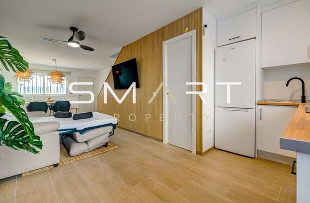 2 soverom Leilighet til salgs i Puerto Santiago, Santiago del Teide med svømmebasseng garasje - € 440 000 (Ref: 10026242)