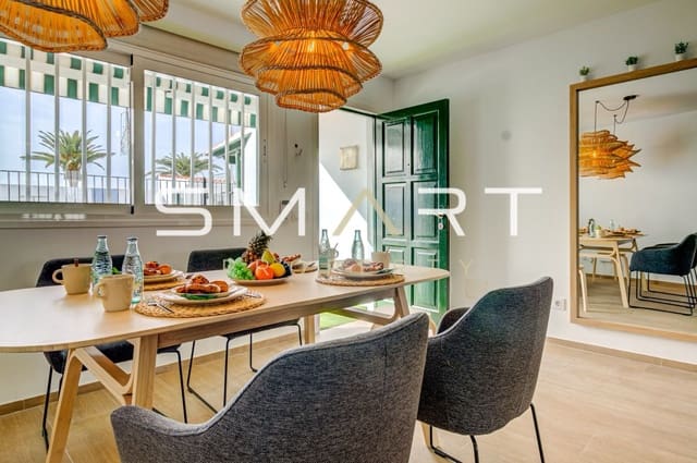 2 soverom Leilighet til salgs i Puerto Santiago, Santiago del Teide med svømmebasseng garasje - € 440 000 (Ref: 10026242)