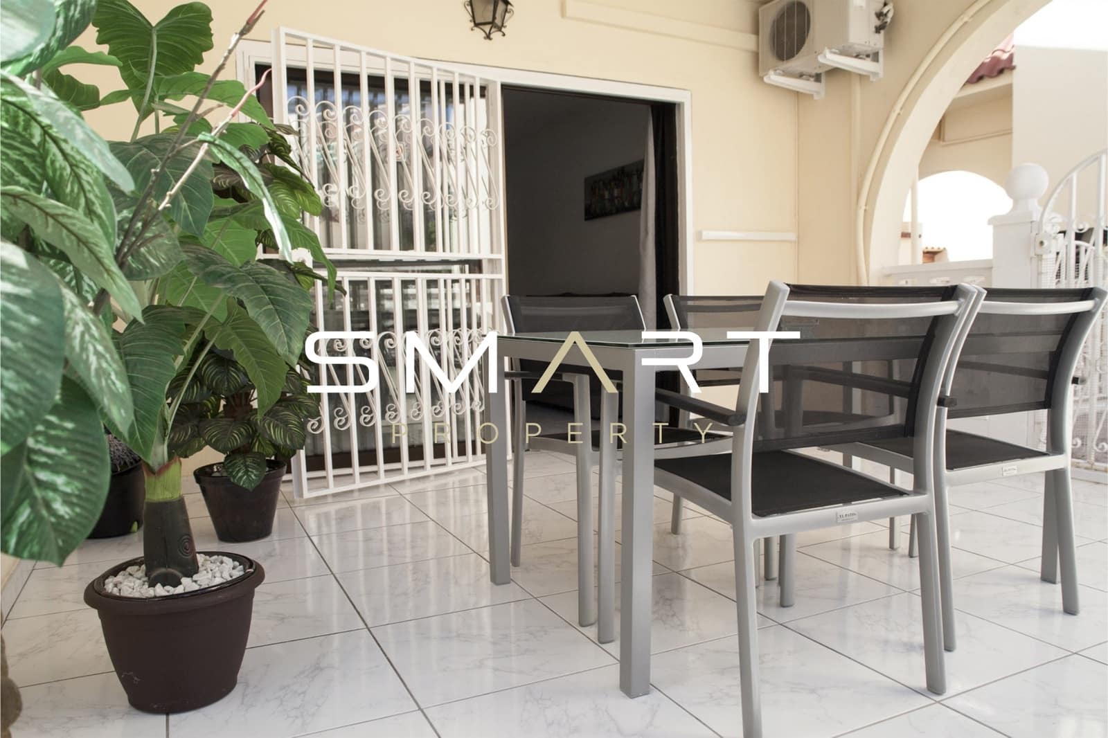 1 slaapkamer Appartement te koop in Torviscas met zwembad - € 295.000 (Ref: 10026243)