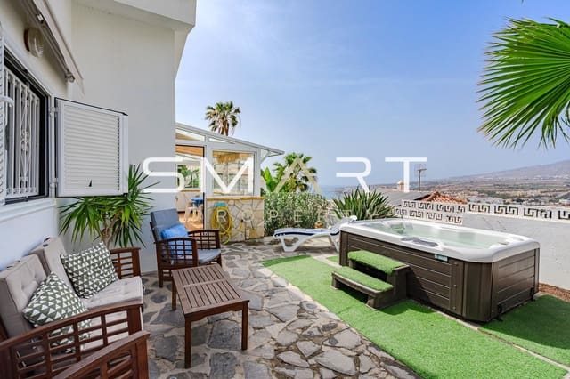2 sypialnia Dom na sprzedaż w San Eugenio Bajo, Adeje z garażem - 750 000 € (Ref: 9978015)
