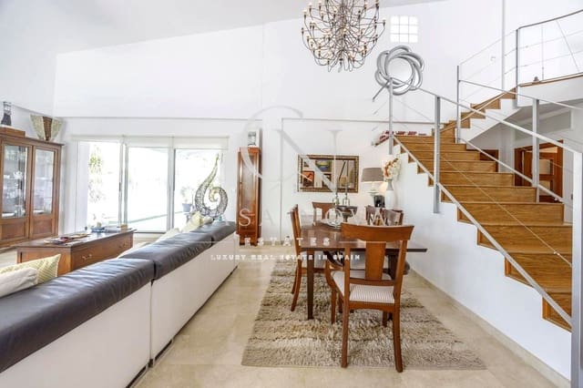 4 slaapkamer Villa te koop in Bétera met zwembad garage - € 849.000 (Ref: 10007798)