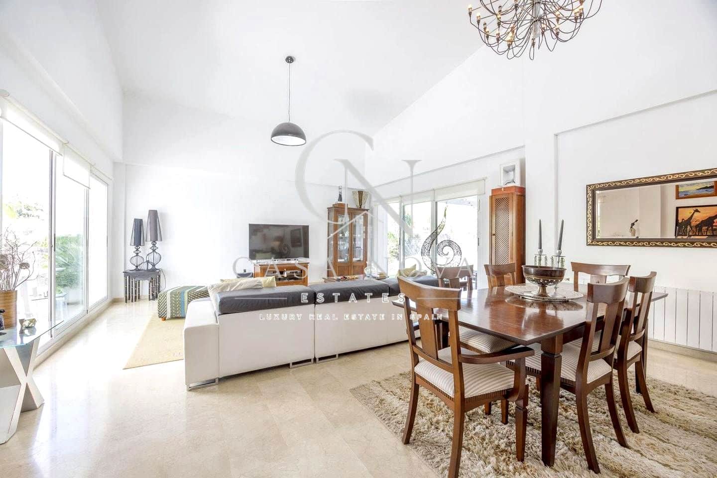 4 slaapkamer Villa te koop in Betera met zwembad garage - € 849.000 (Ref: 10007798)