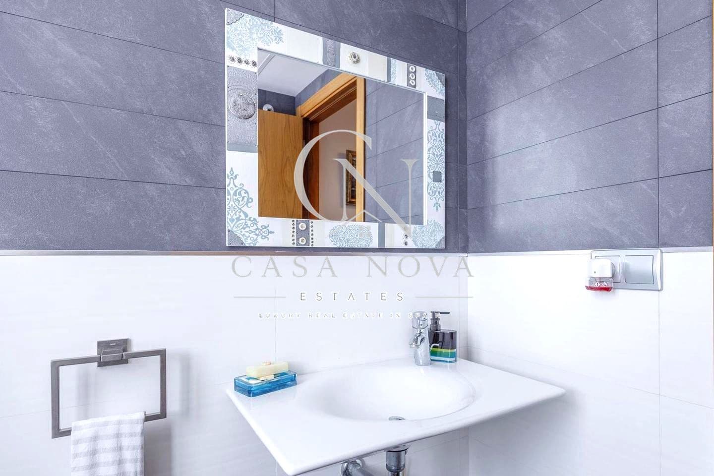 4 slaapkamer Villa te koop in Betera met zwembad garage - € 849.000 (Ref: 10007798)