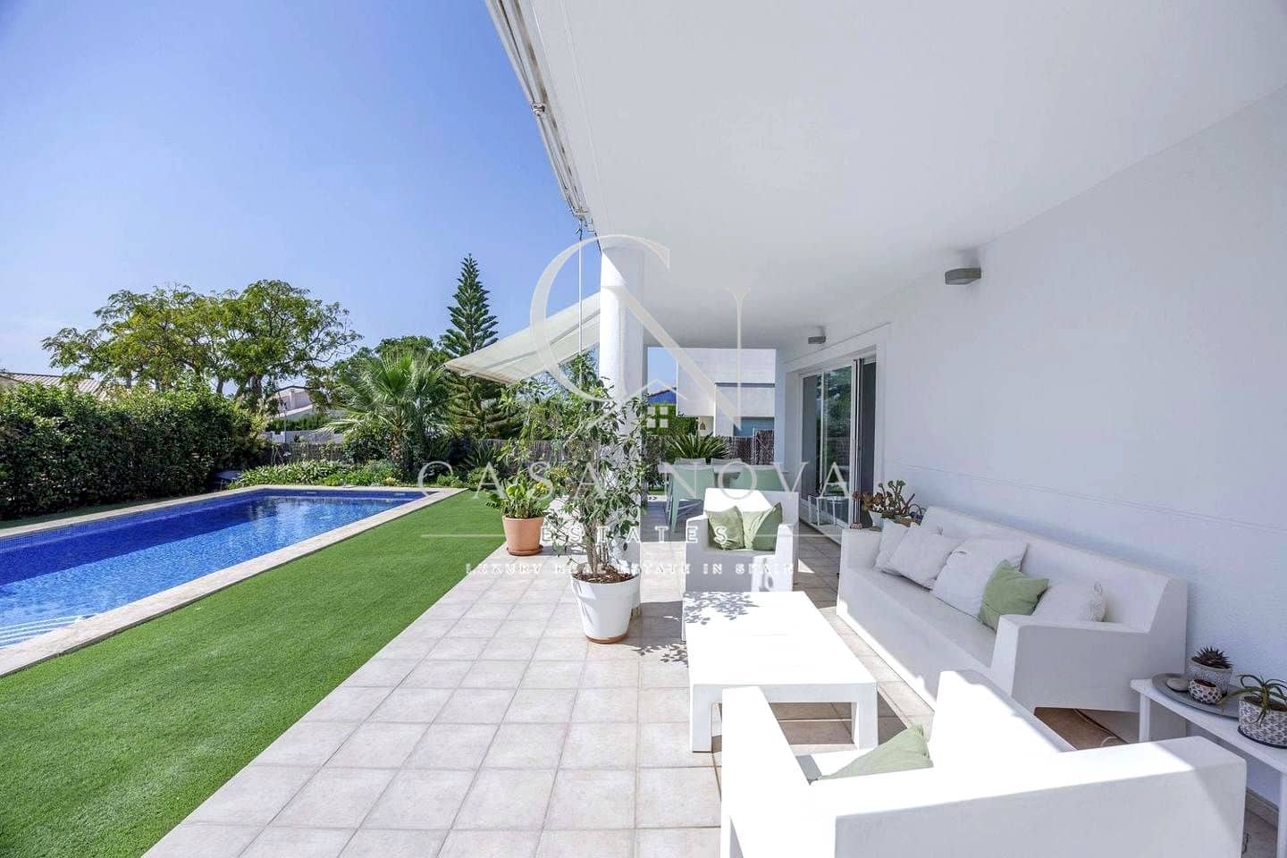 4 slaapkamer Villa te koop in Betera met zwembad garage - € 849.000 (Ref: 10007798)