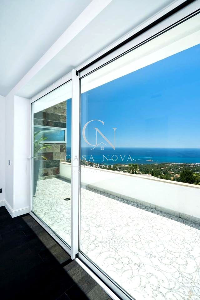 Chalet de 7 habitaciones en Altea la Vella en venta con garaje - 4.750.000 € (Ref: 10008097)