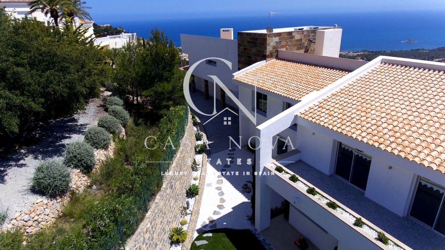 Chalet de 7 habitaciones en Altea la Vella en venta con garaje - 4.750.000 € (Ref: 10008097)