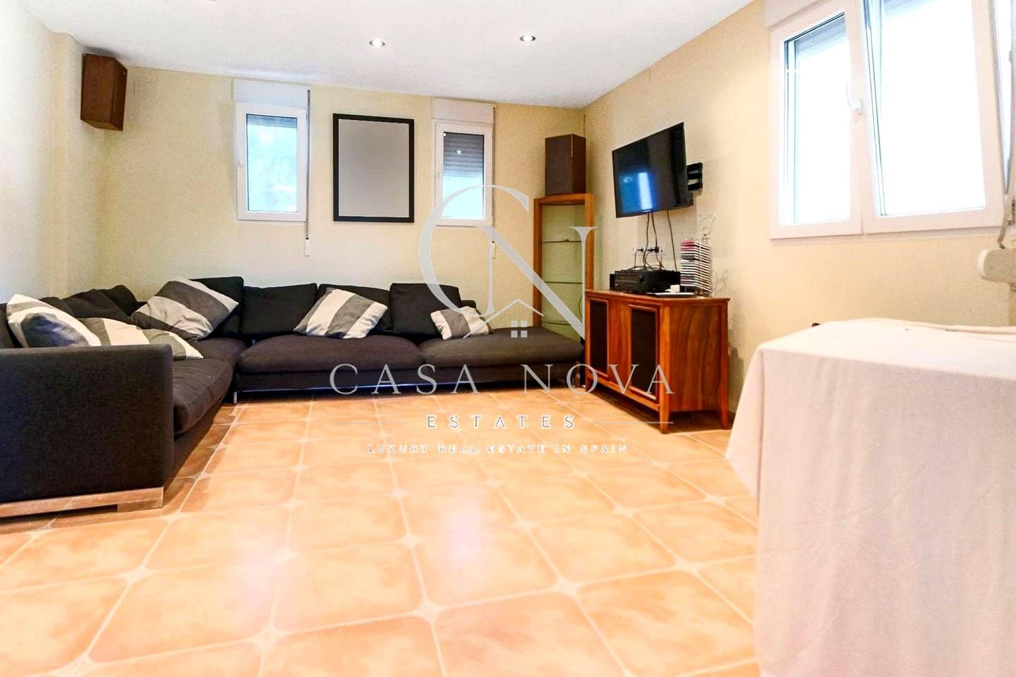 3 slaapkamer Villa te koop in Denia met zwembad garage - € 799.000 (Ref: 10008098)