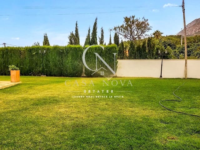 3 slaapkamer Villa te koop in El Montgó, Dénia met zwembad garage - € 799.000 (Ref: 10008098)