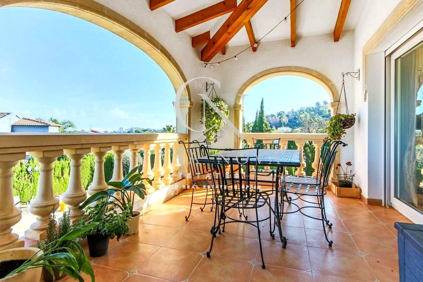 3 slaapkamer Villa te koop in Denia met zwembad garage - € 799.000 (Ref: 10008098)