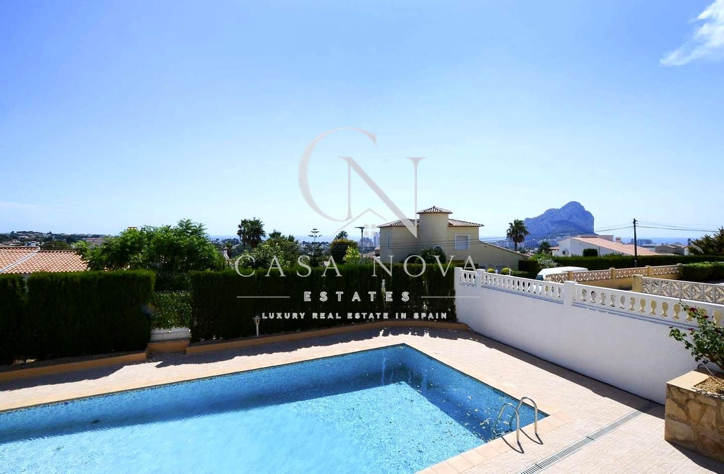 7 bedroom Villa for sale in Calpe / Calp with garage - € 850,000 (Ref: 10008099)