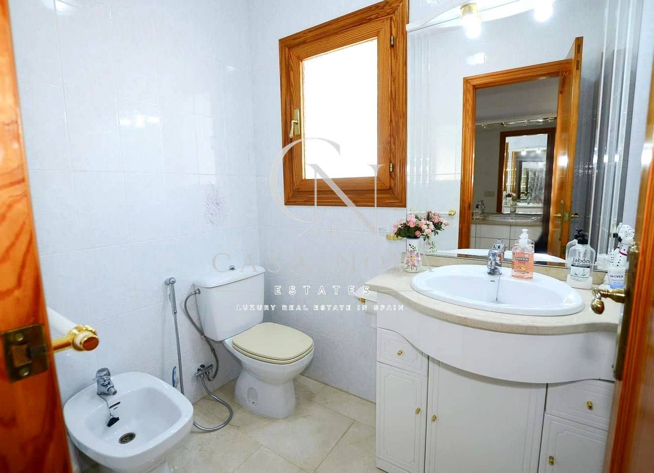 7 bedroom Villa for sale in Calpe / Calp with garage - € 850,000 (Ref: 10008099)