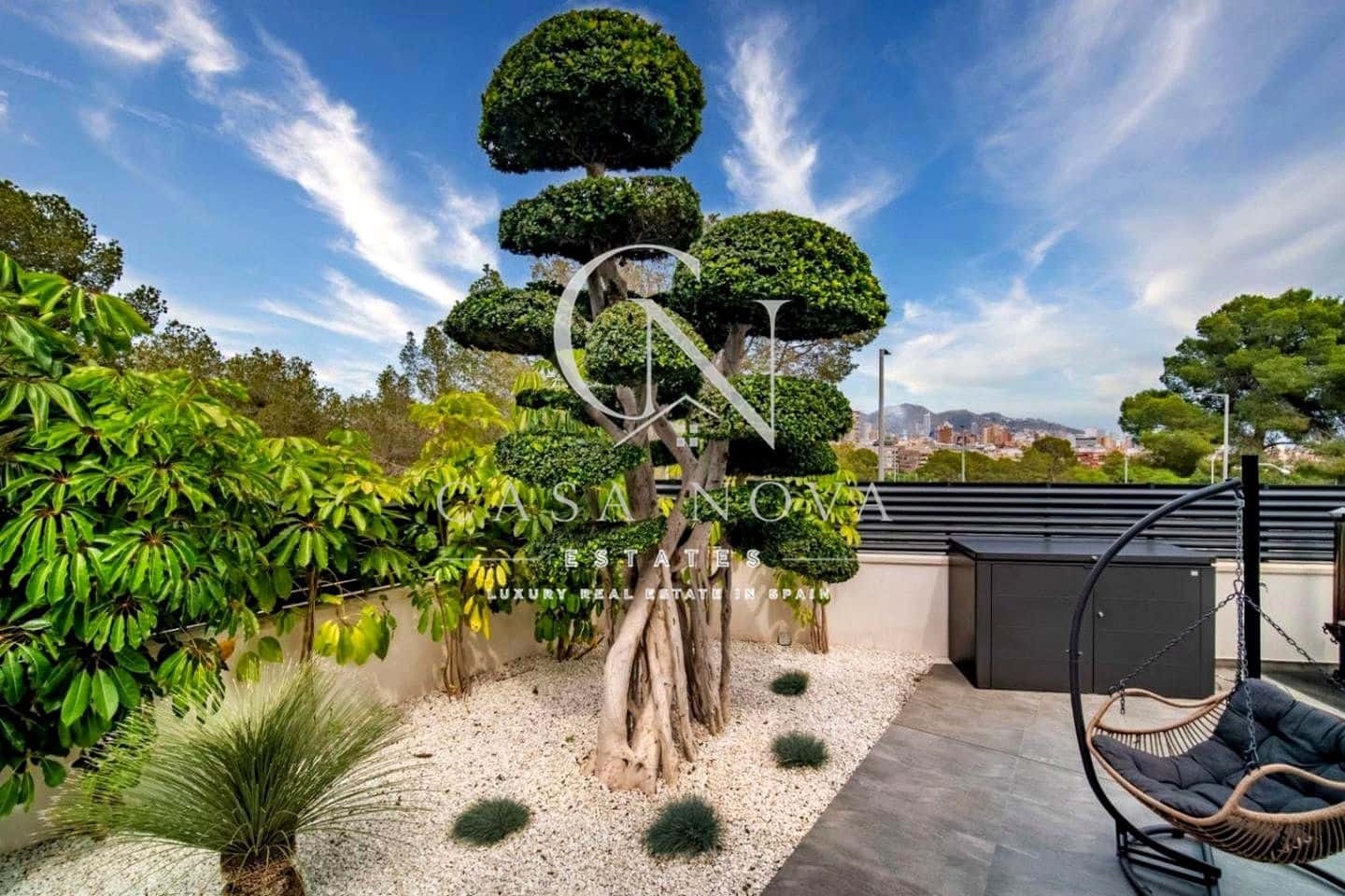 4 sypialnia Willa na sprzedaż w Benidorm z garażem - 2 500 000 € (Ref: 10008100)