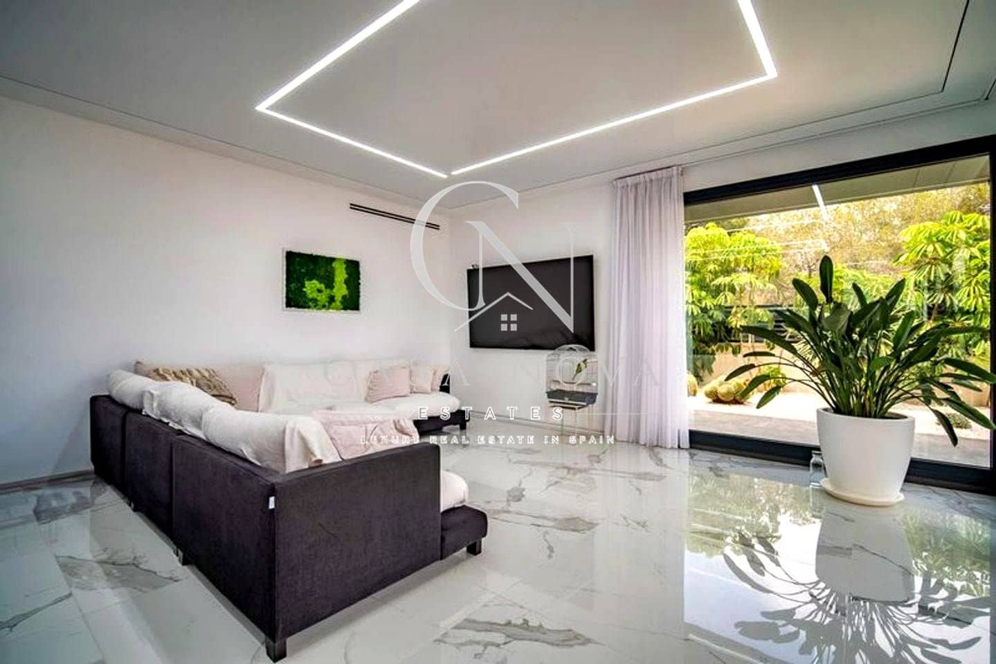 4 sypialnia Willa na sprzedaż w Benidorm z garażem - 2 500 000 € (Ref: 10008100)
