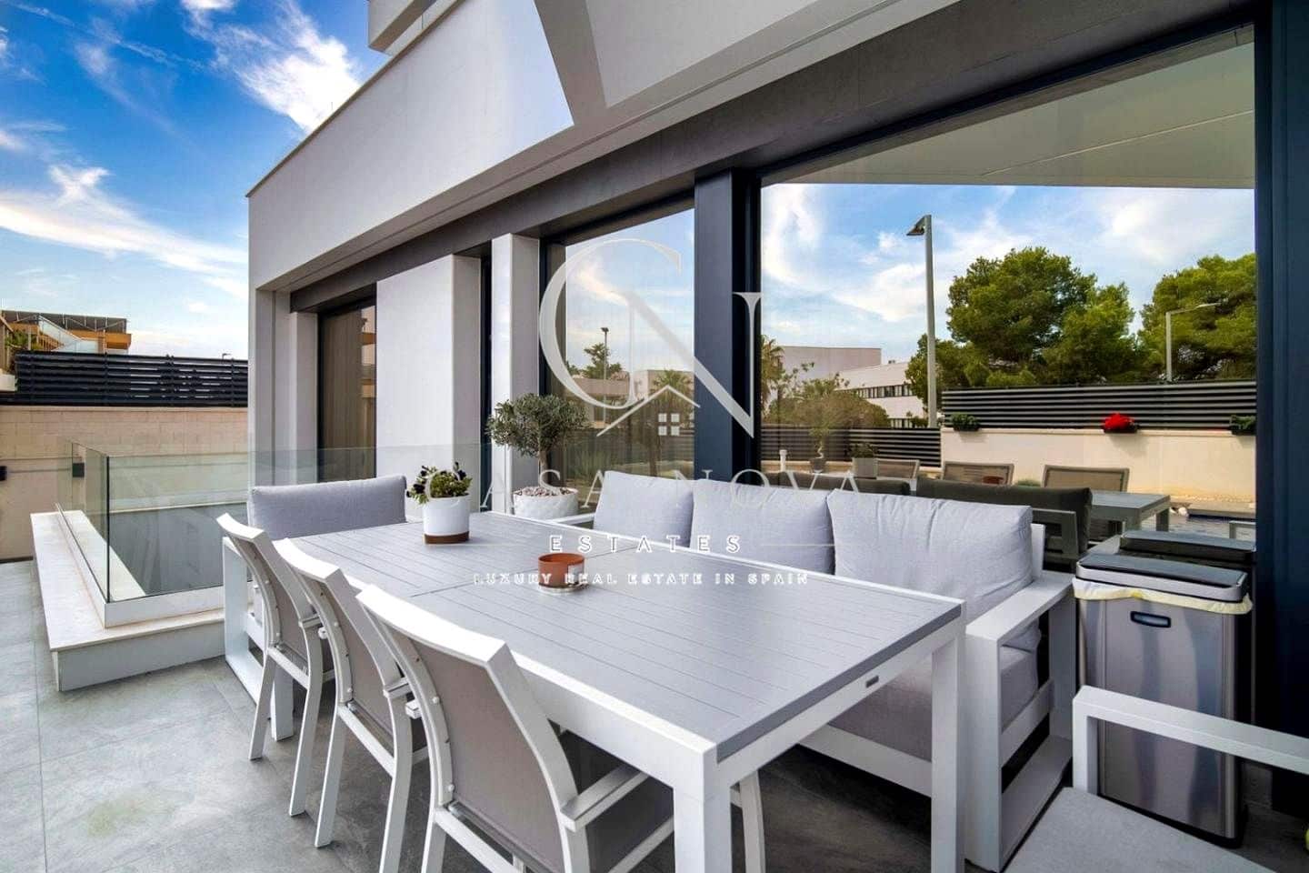 4 sypialnia Willa na sprzedaż w Benidorm z garażem - 2 500 000 € (Ref: 10008100)
