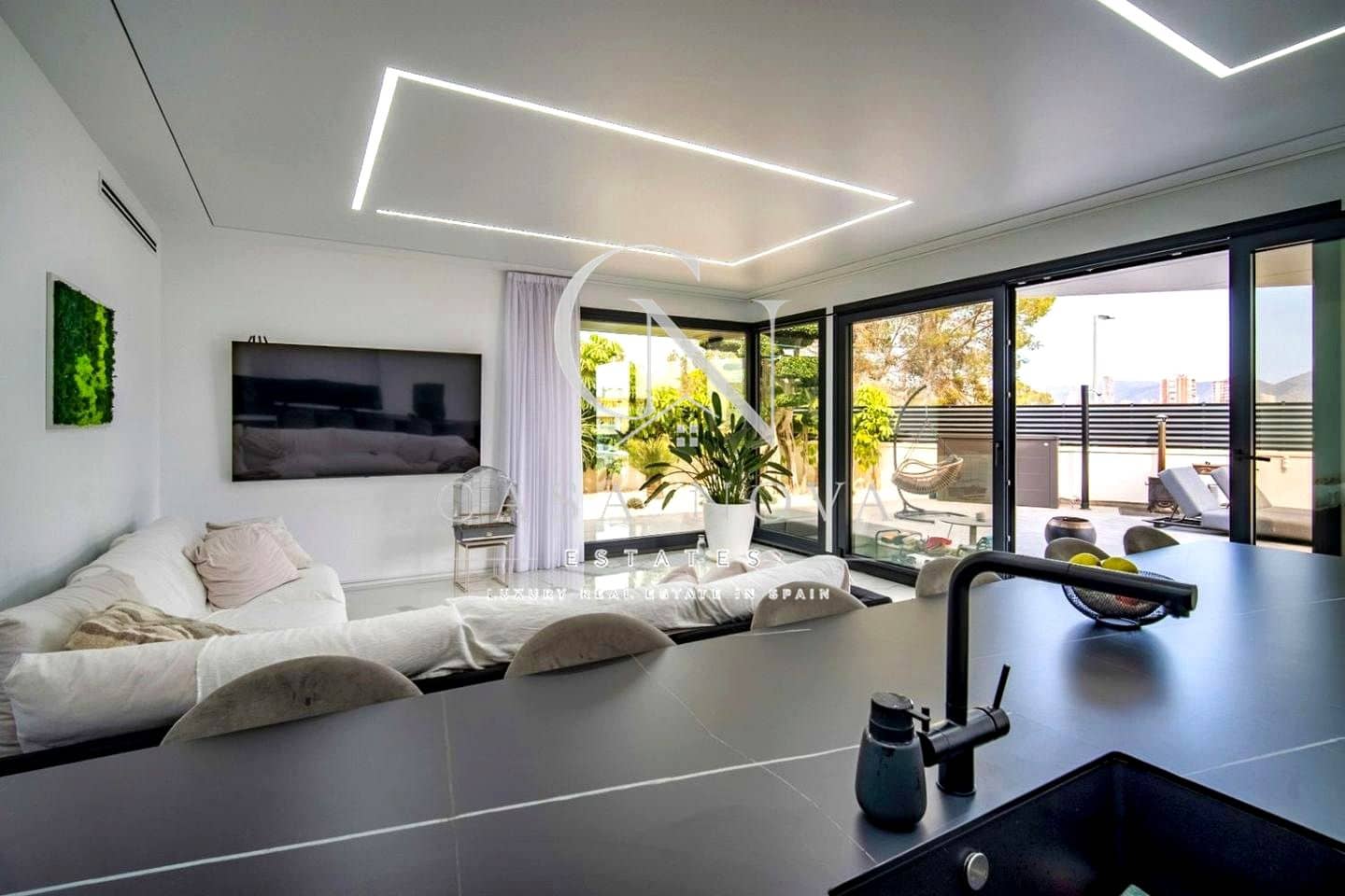 4 sypialnia Willa na sprzedaż w Benidorm z garażem - 2 500 000 € (Ref: 10008100)