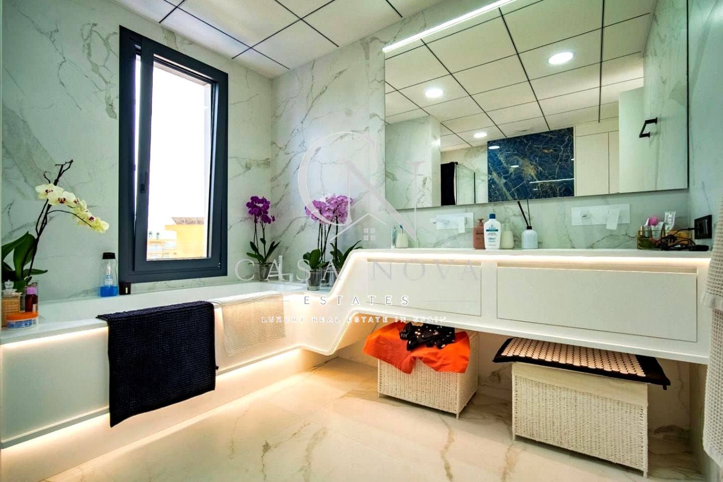 4 sypialnia Willa na sprzedaż w Benidorm z garażem - 2 500 000 € (Ref: 10008100)