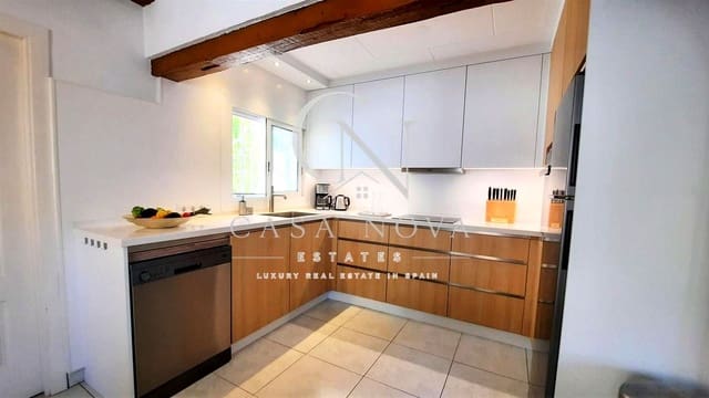 3 slaapkamer Villa te koop in Pinar del Advocat - Cometa, Teulada-Moraira met zwembad - € 915.000 (Ref: 10029508)