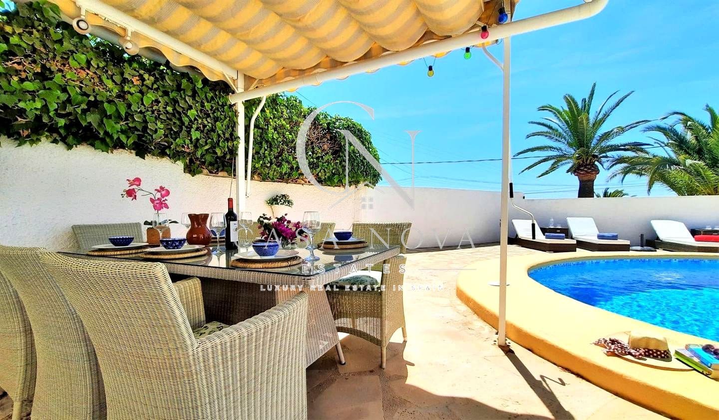 3 makuuhuone Huvila myytävänä paikassa Moraira mukana uima-altaan - 915 000 € (Ref: 10029508)