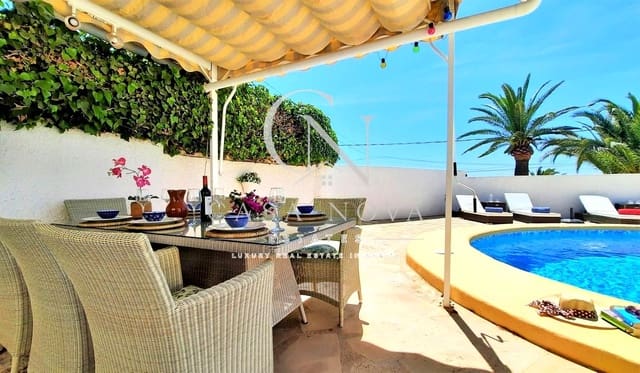 3 slaapkamer Villa te koop in Pinar del Advocat - Cometa, Teulada-Moraira met zwembad - € 915.000 (Ref: 10029508)