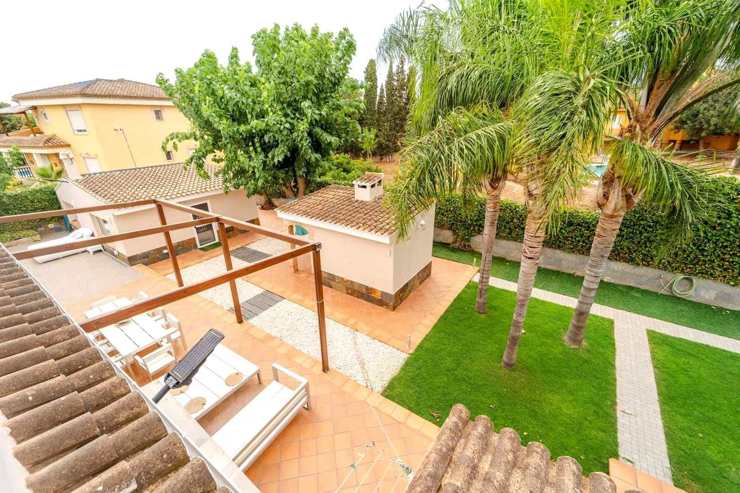 8 sypialnia Willa na sprzedaż w Betera z basenem garażem - 999 000 € (Ref: 10034582)