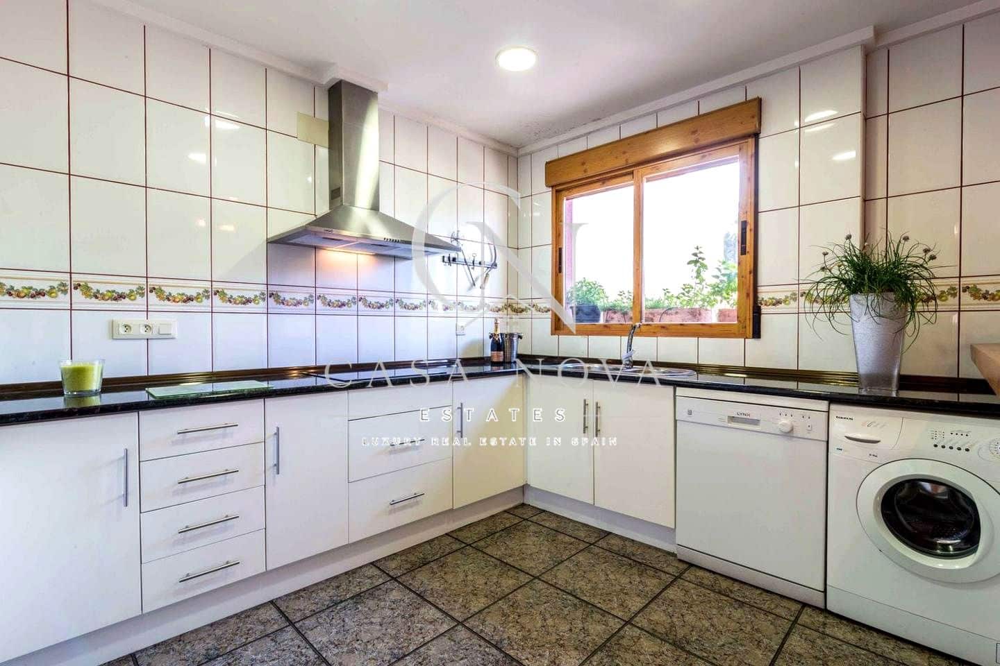 5 slaapkamer Villa te koop in El Campello - € 495.000 (Ref: 10034584)