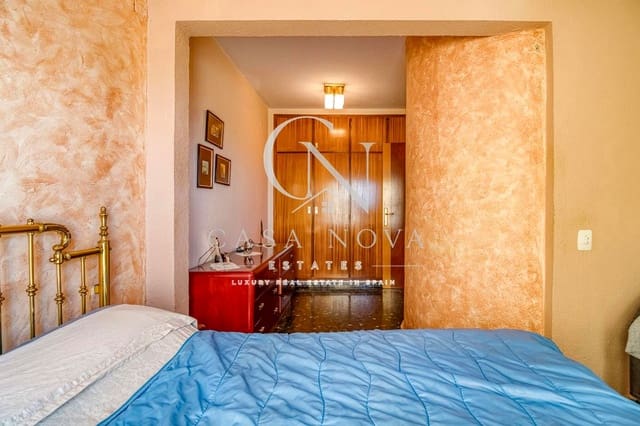 3 bedroom Flat for sale in La Pobla de Farnals - € 500,000 (Ref: 10037649)