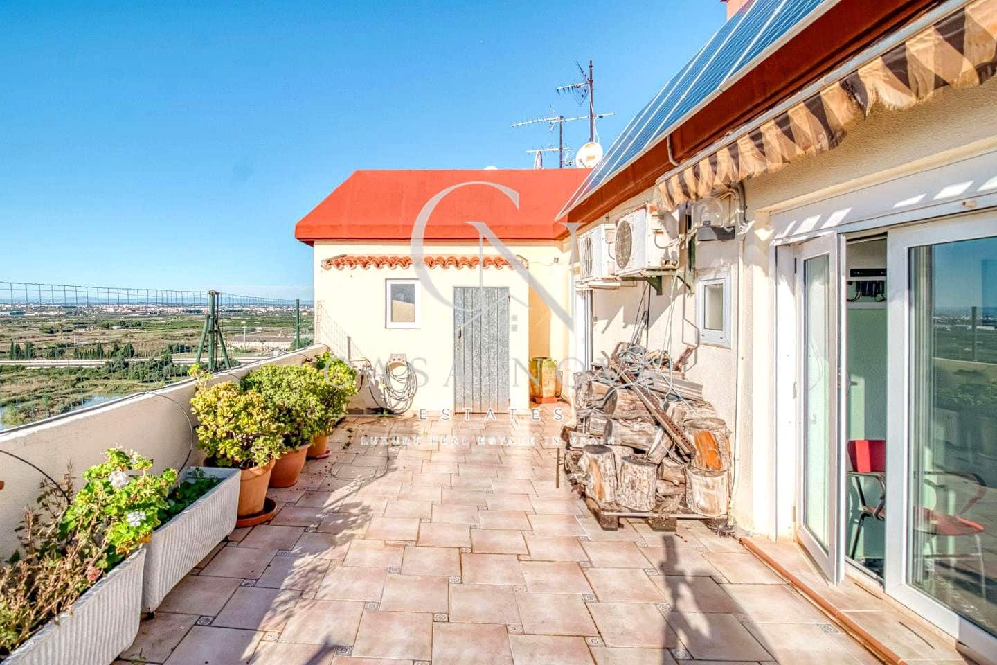 3 bedroom Flat for sale in La Pobla de Farnals - € 500,000 (Ref: 10037649)