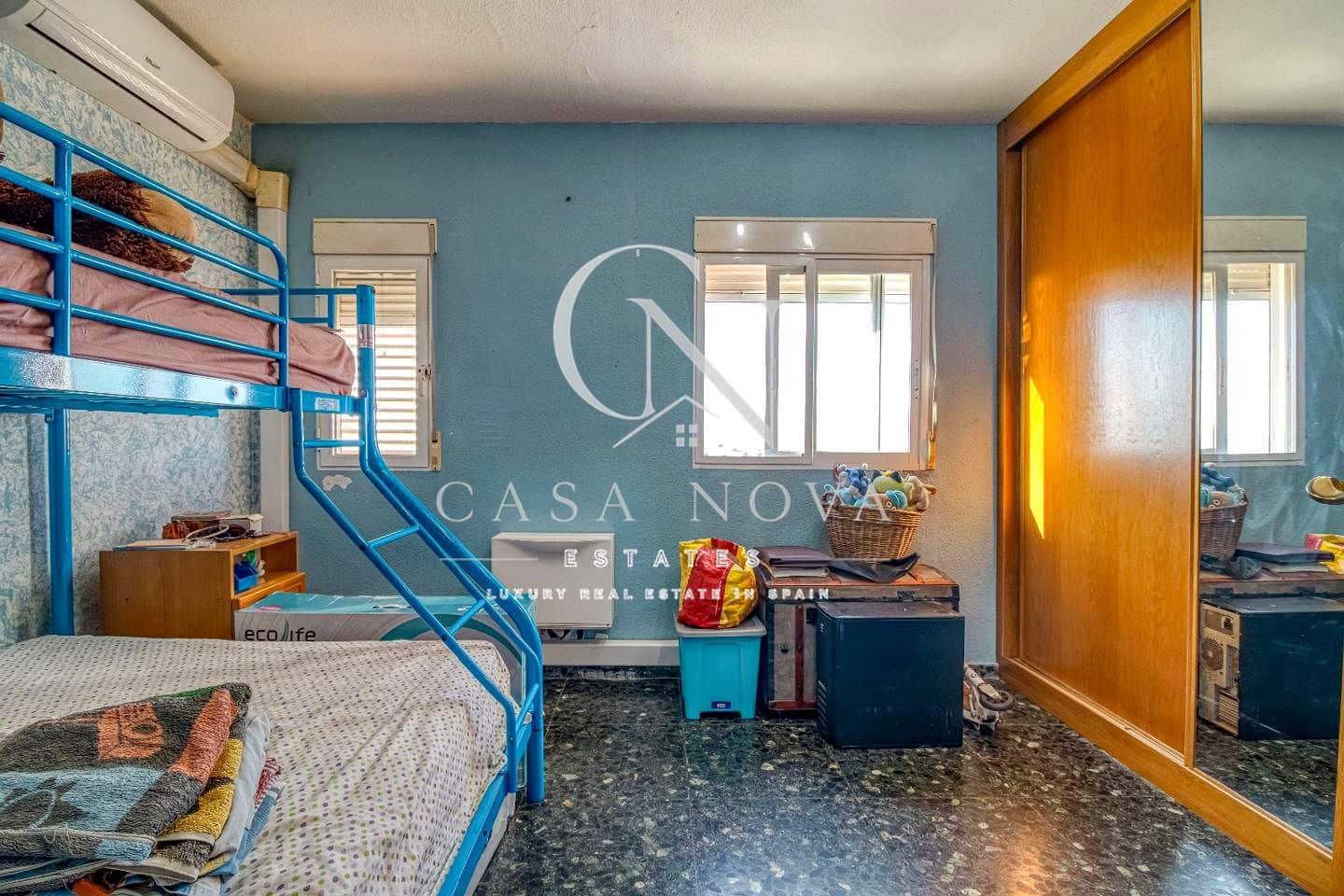 3 bedroom Flat for sale in La Pobla de Farnals - € 500,000 (Ref: 10037649)