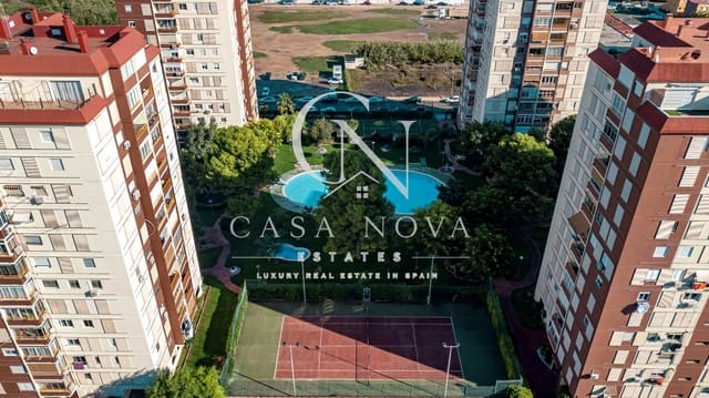 3 bedroom Flat for sale in La Pobla de Farnals - € 500,000 (Ref: 10037649)