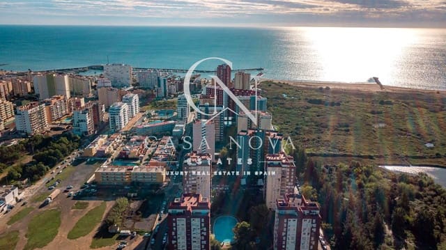 3 bedroom Flat for sale in La Pobla de Farnals - € 500,000 (Ref: 10037649)