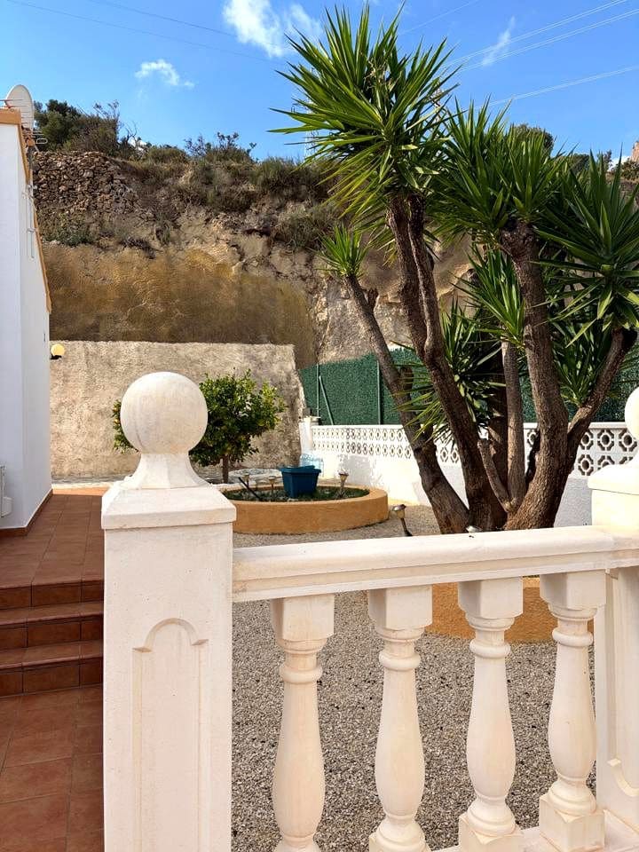 4 bedroom Villa for sale in Calpe / Calp - € 690,000 (Ref: 10037650)