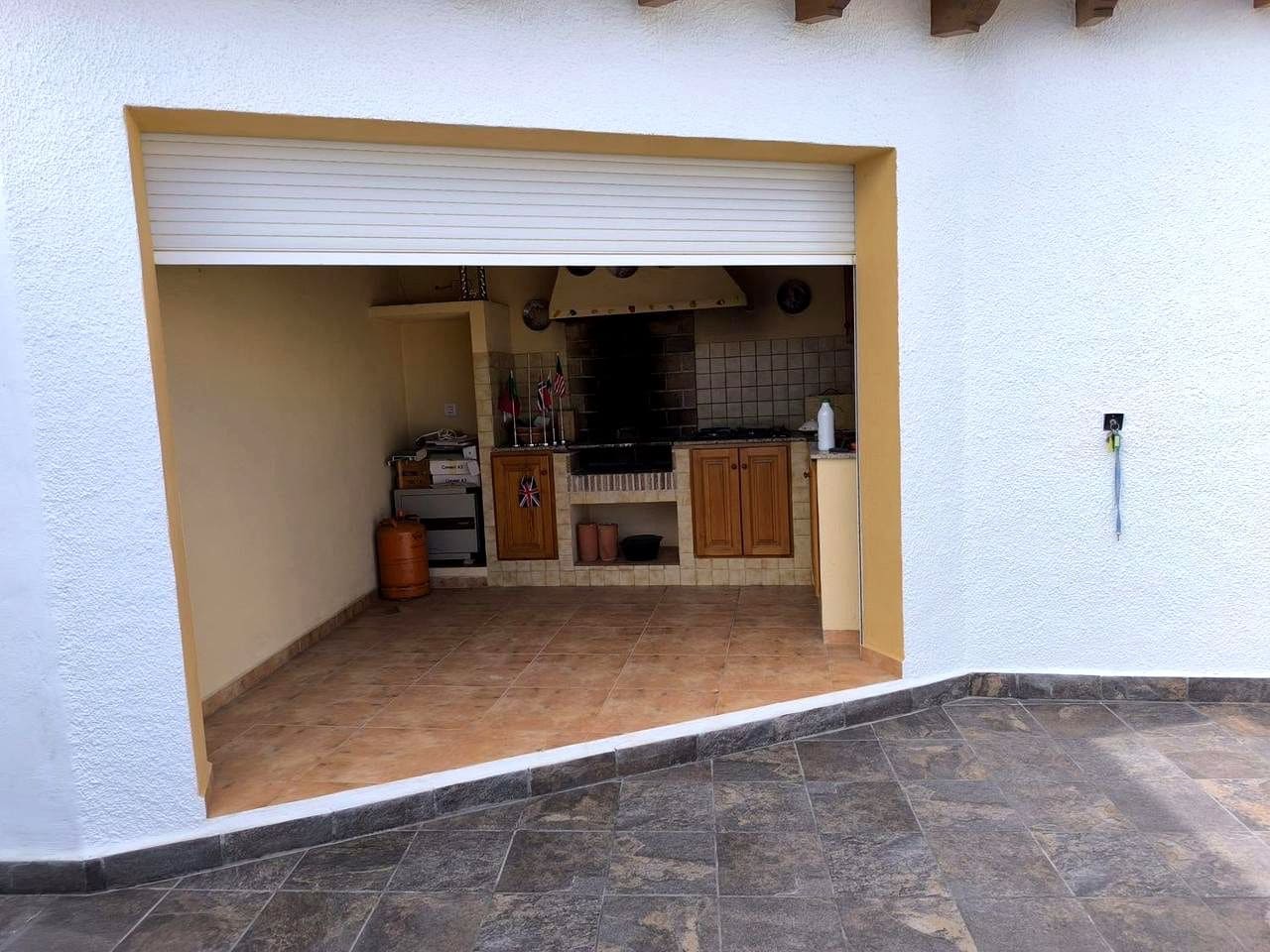 4 bedroom Villa for sale in Calpe / Calp - € 690,000 (Ref: 10037650)