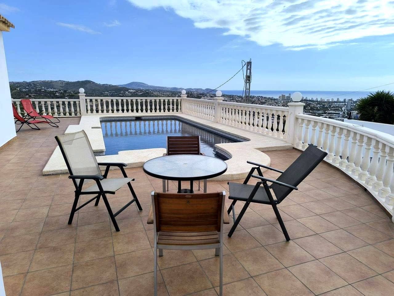 4 bedroom Villa for sale in Calpe / Calp - € 690,000 (Ref: 10037650)