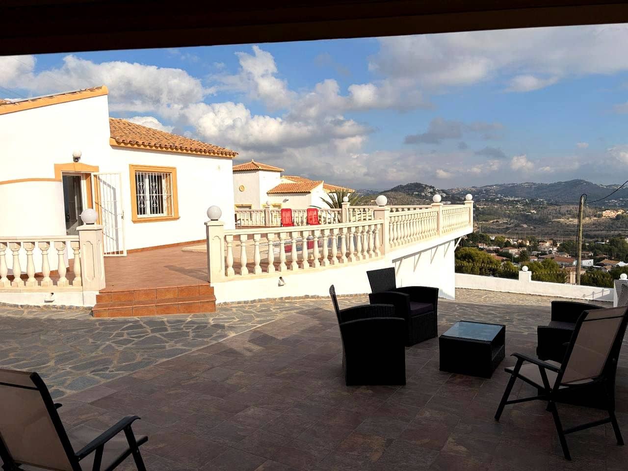 4 bedroom Villa for sale in Calpe / Calp - € 690,000 (Ref: 10037650)