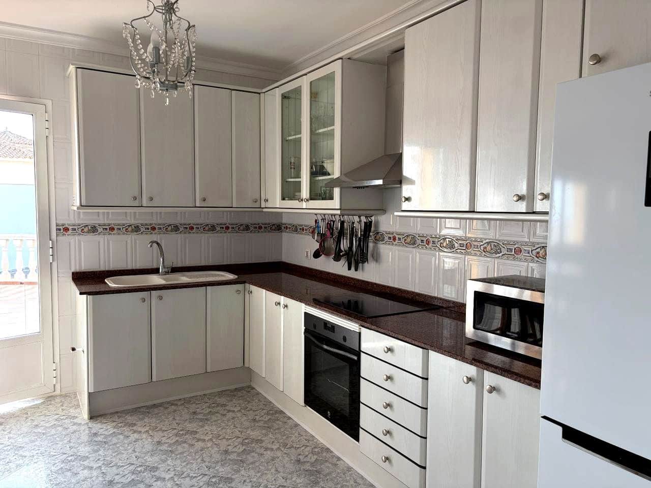 4 bedroom Villa for sale in Calpe / Calp - € 690,000 (Ref: 10037650)
