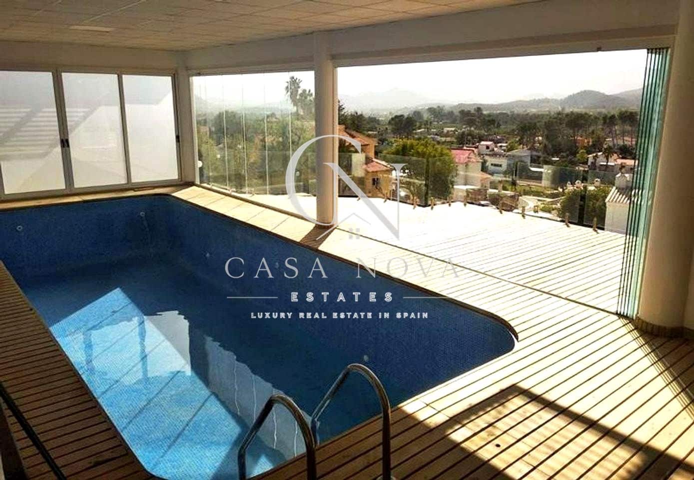 5 makuuhuone Huvila myytävänä paikassa Gandia - 640 000 € (Ref: 10037651)