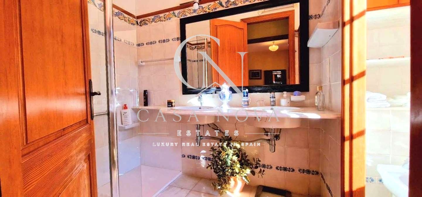 5 chambre Villa/Maison à vendre à Naquera - 1 500 000 € (Ref: 10039084)