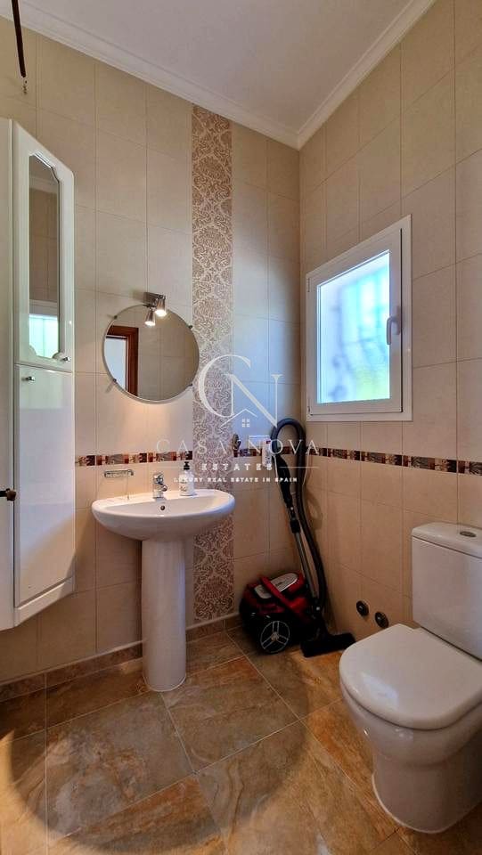5 bedroom Villa for sale in Cumbre del Sol with pool garage - € 710,000 (Ref: 10039085)
