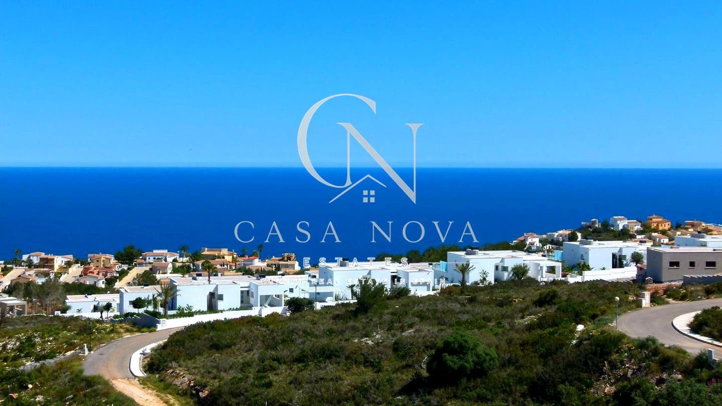5 bedroom Villa for sale in Cumbre del Sol with pool garage - € 710,000 (Ref: 10039085)
