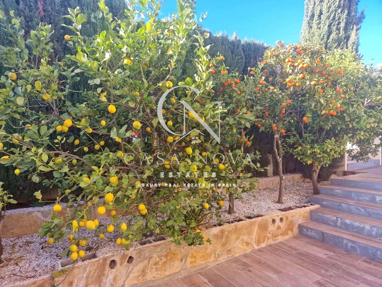 5 bedroom Villa for sale in Cumbre del Sol with pool garage - € 710,000 (Ref: 10039085)