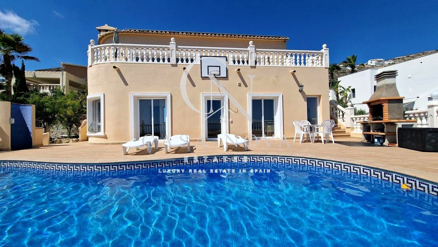 5 bedroom Villa for sale in Cumbre del Sol with pool garage - € 710,000 (Ref: 10039085)