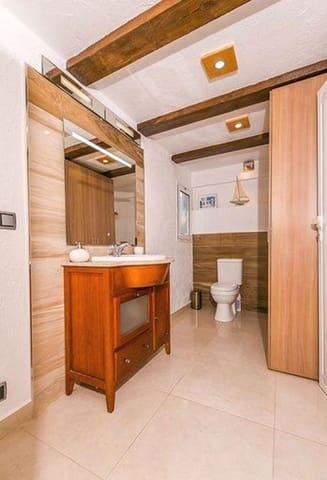 4 soveværelse Villa til salg i Teulada Pueblo, Teulada-Moraira - € 890.000 (Ref: 10040298)