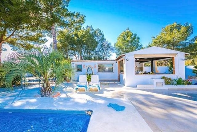 4 soveværelse Villa til salg i Teulada Pueblo, Teulada-Moraira - € 890.000 (Ref: 10040298)