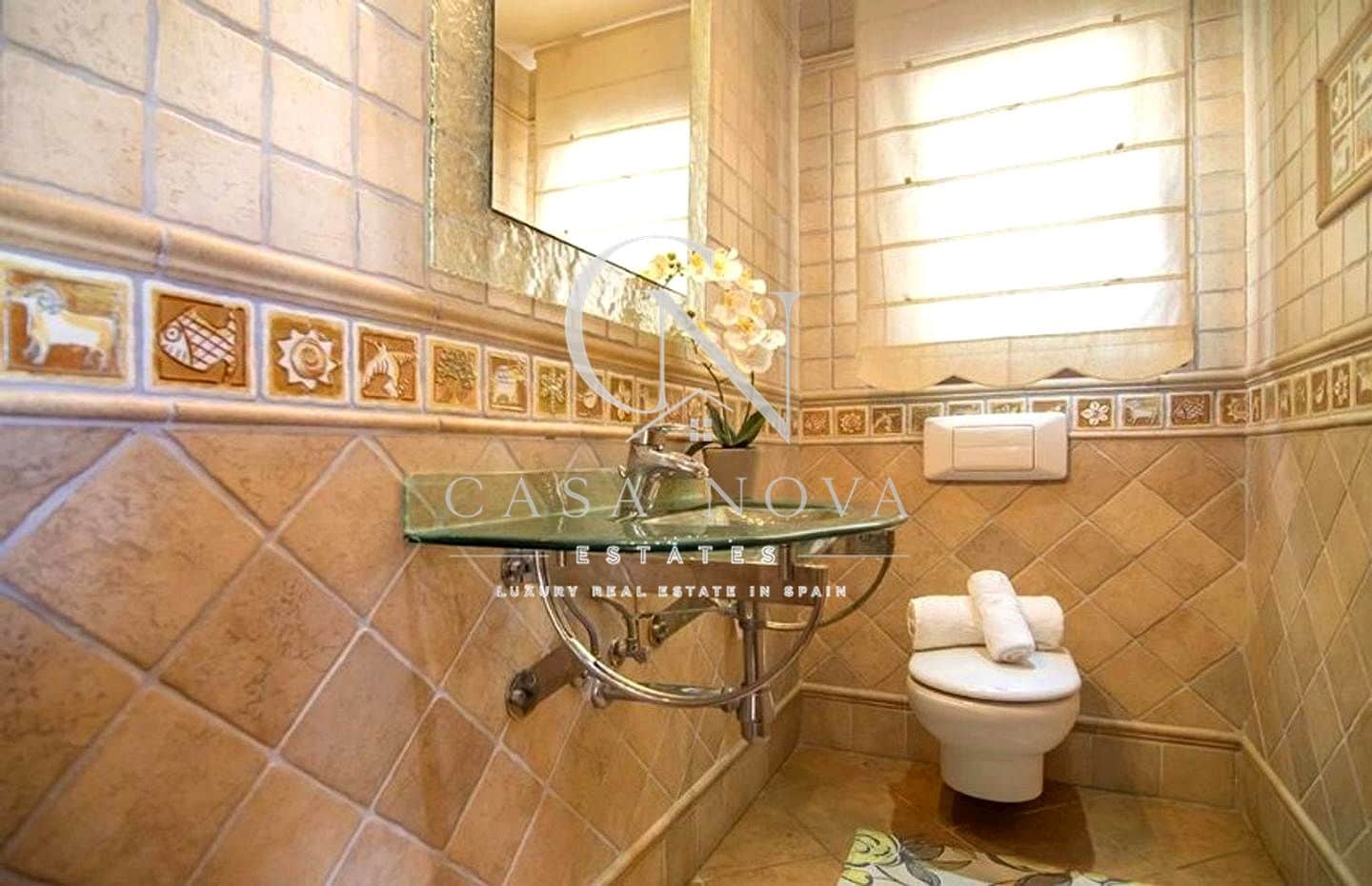 4 bedroom Villa for sale in Teulada - € 890,000 (Ref: 10040298)